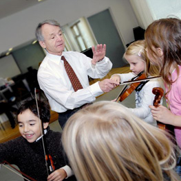 Opetusta Itä-Helsingin musiikkipainotteisessa peruskoulussa.